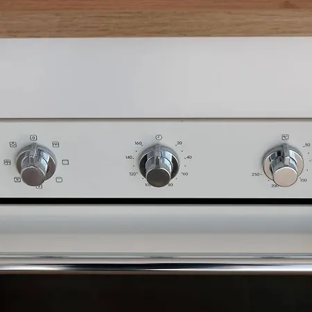 Appartamento Gatu Bani Con Terraza Y Vista Frontal Al Mar, Preferente Mayores De 25 Anos Y Familias Cadice