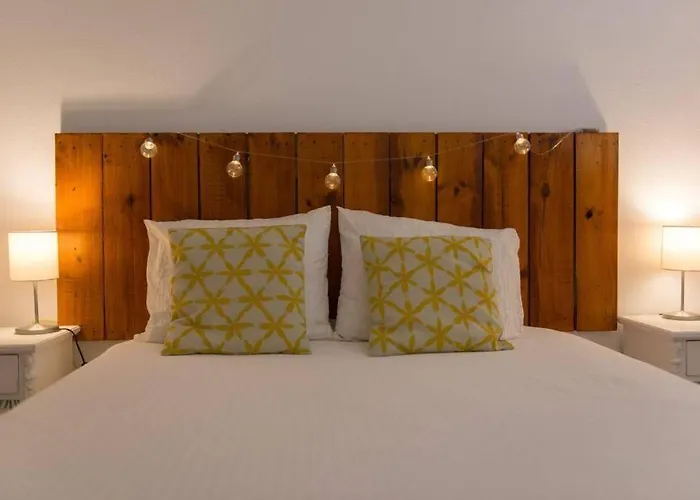 Gatu Bani Con Terraza Y Vista Frontal Al Mar, Preferente Mayores De 25 Anos Y Familias Cádis