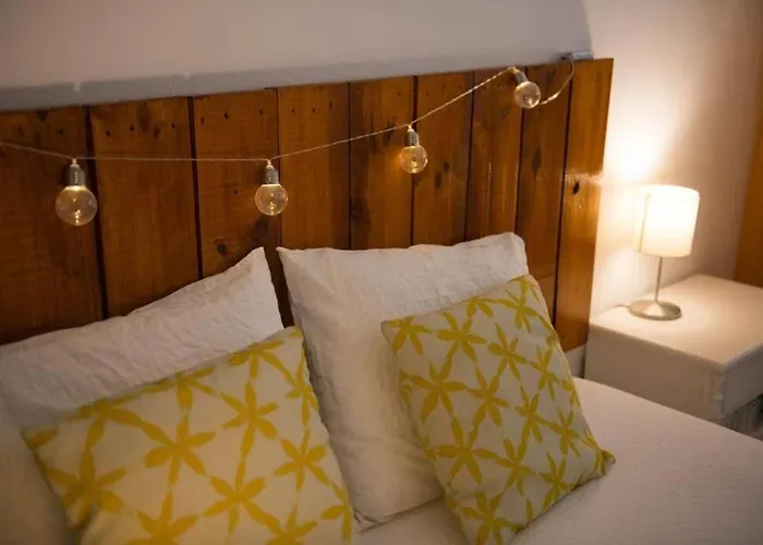 Gatu Bani Con Terraza Y Vista Frontal Al Mar, Preferente Mayores De 25 Anos Y Familias Cádis