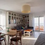 Apartment Gatu Bani Con Terraza Y Vista Frontal Al Mar, Preferente Mayores De 25 Anos Y Familias